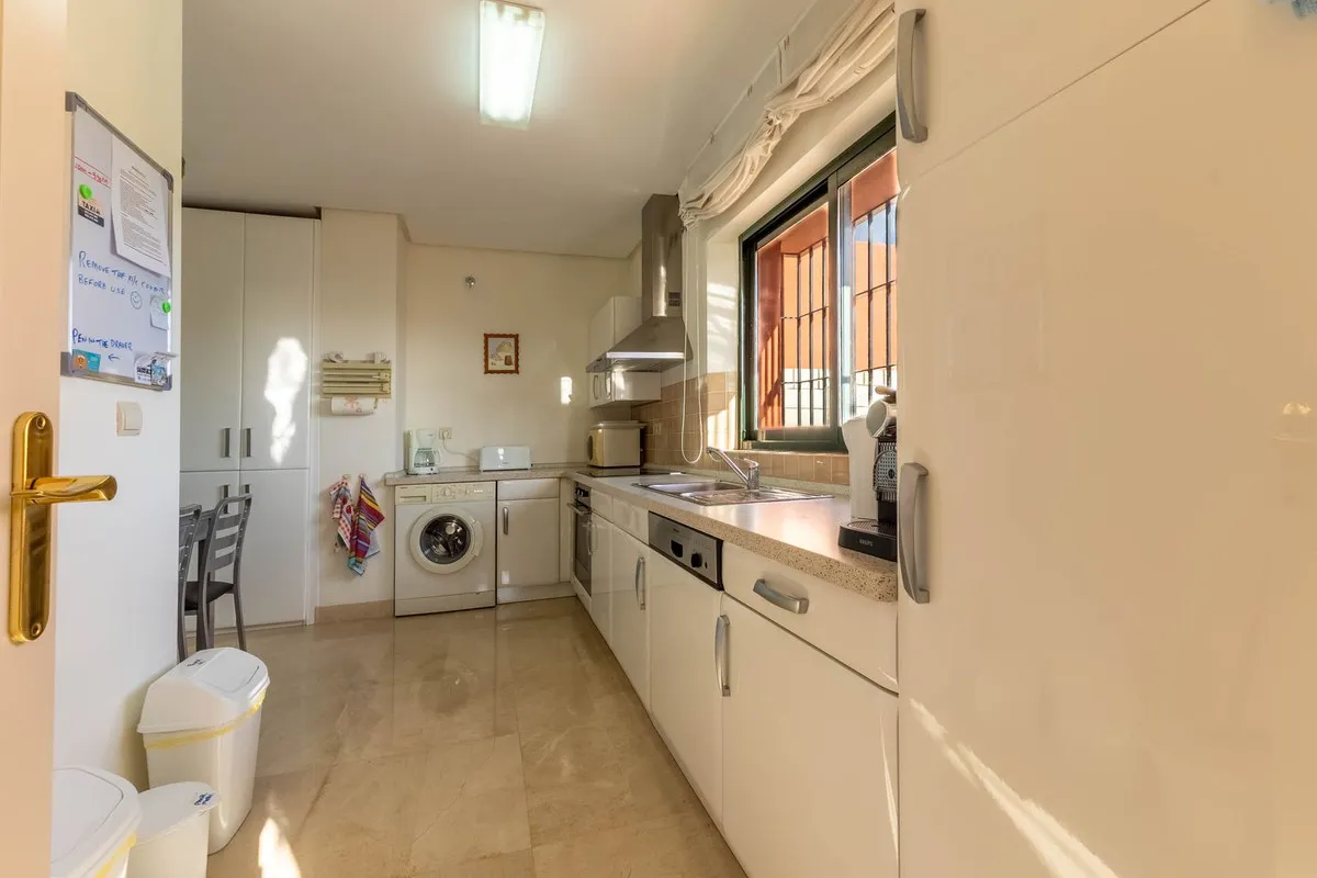 453136c1-e292-4f20-ad37-6b4347400612