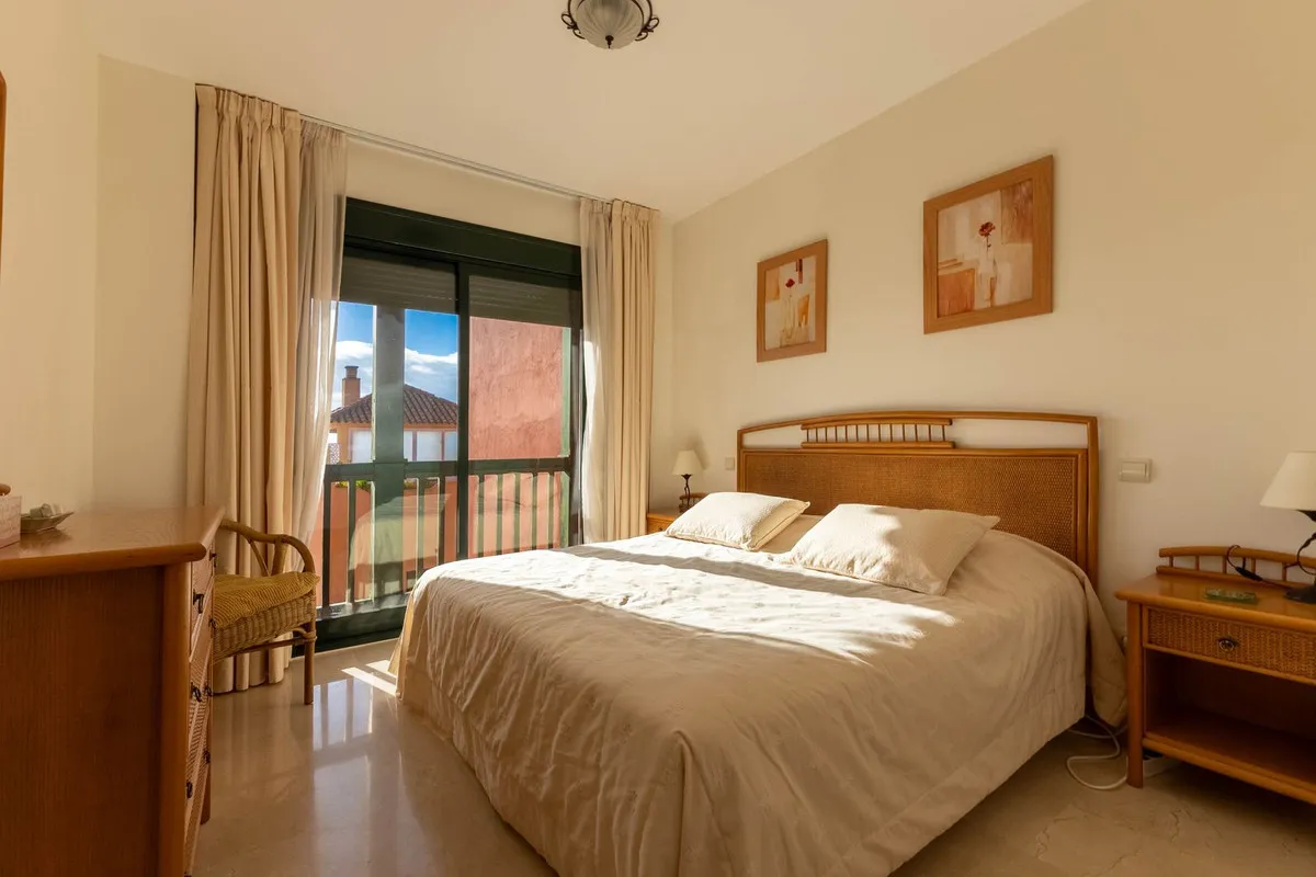 9098b5d9-9a36-4a2c-ac90-04d207e51682