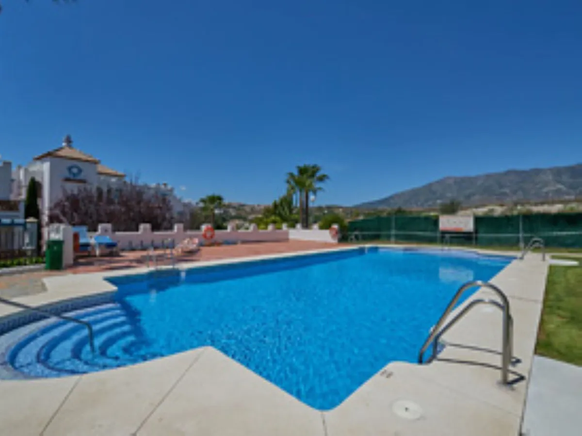 c5b5c333-bf3d-49fe-b930-5509bd8a3afc