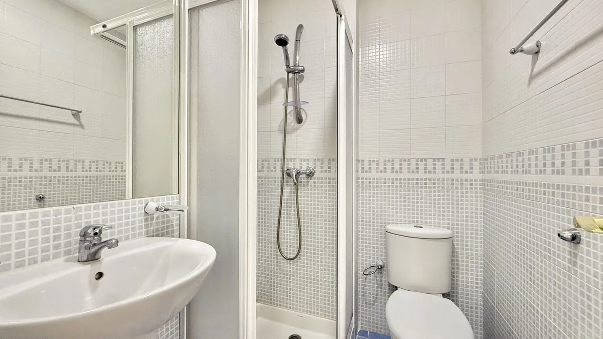 2e99b7bd-8ff7-4698-a5a8-db06a47f6807