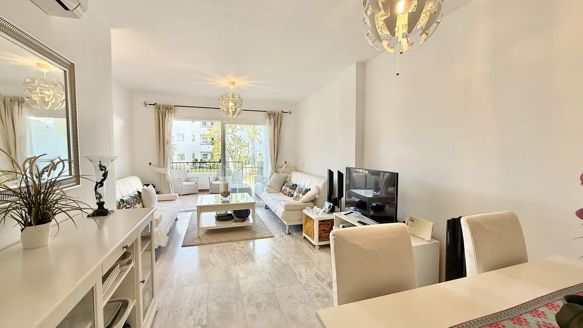 6dd3cc3d-4aa0-4fb3-8be2-c406065f0ede