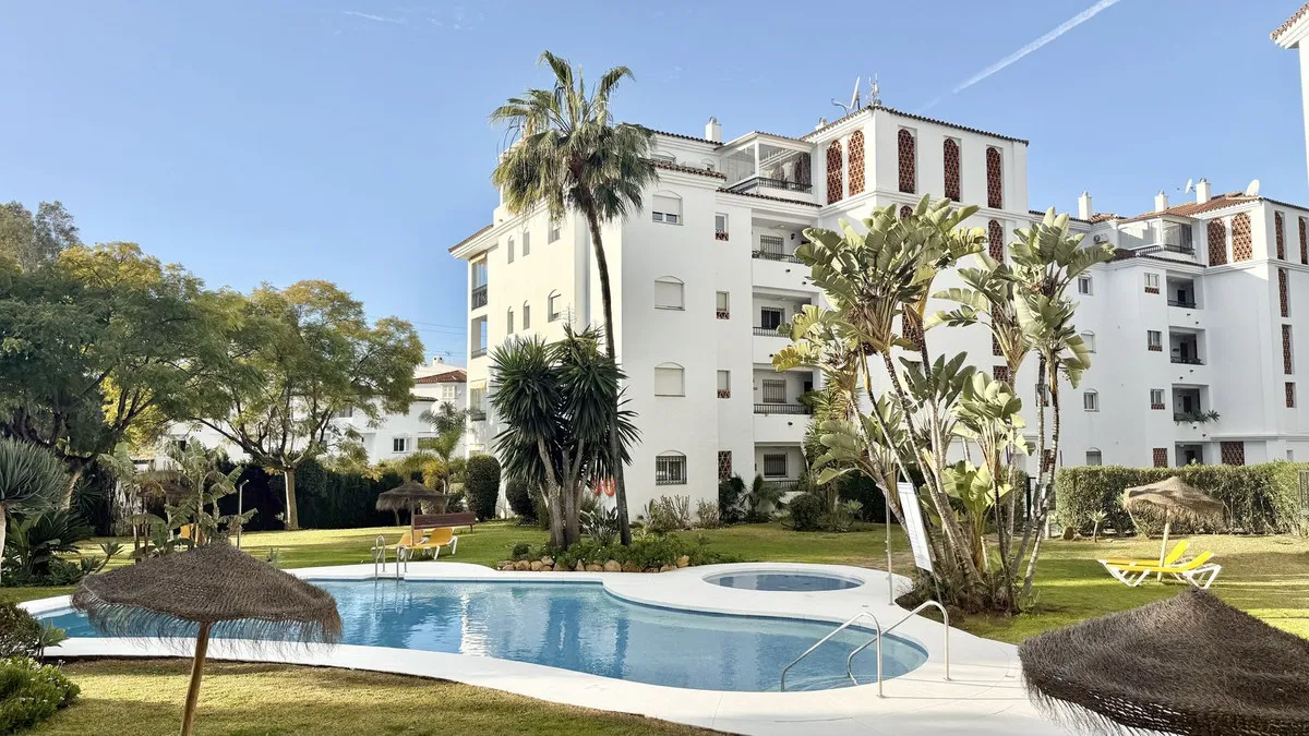 cf579ccc-5e9b-4814-983e-efe385a49bd0