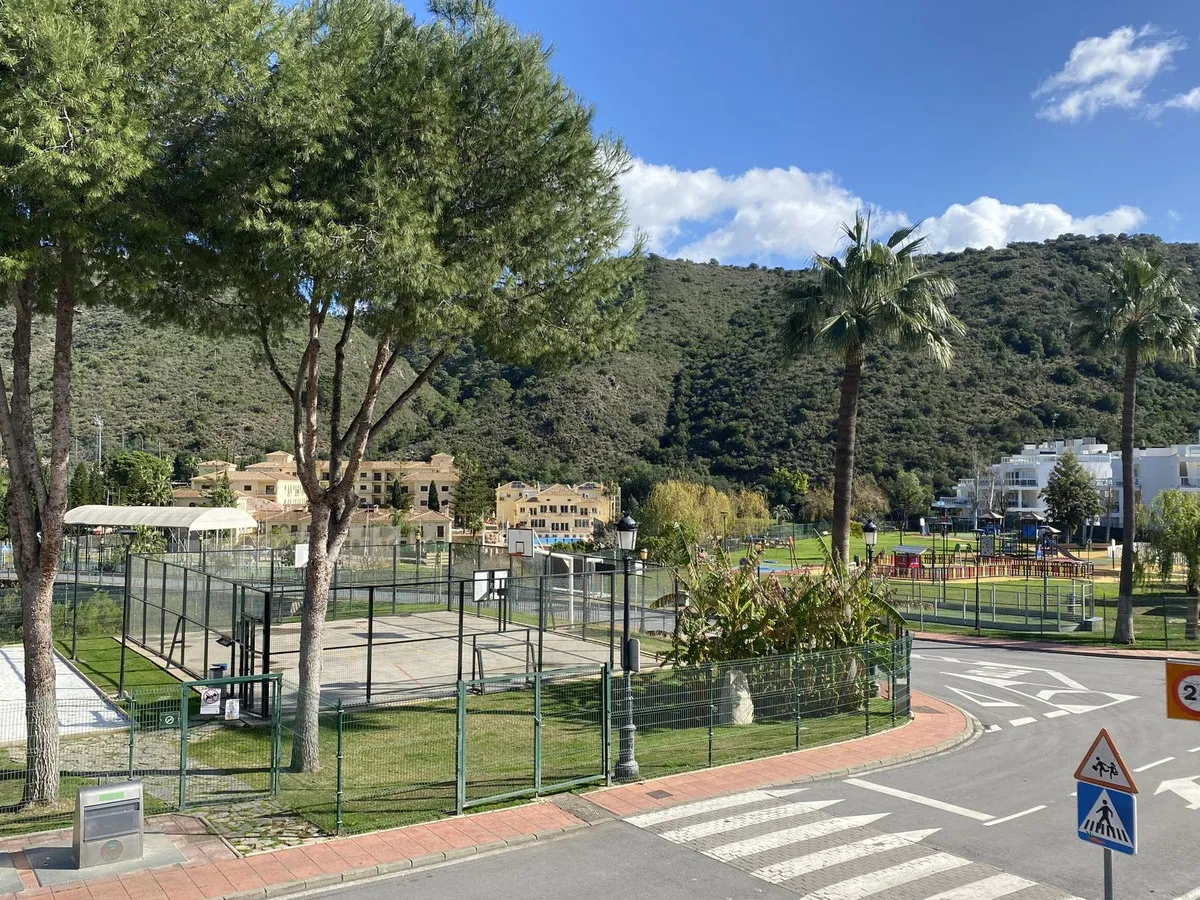 6c107eb3-ed7a-424b-9153-8abf7e79faed