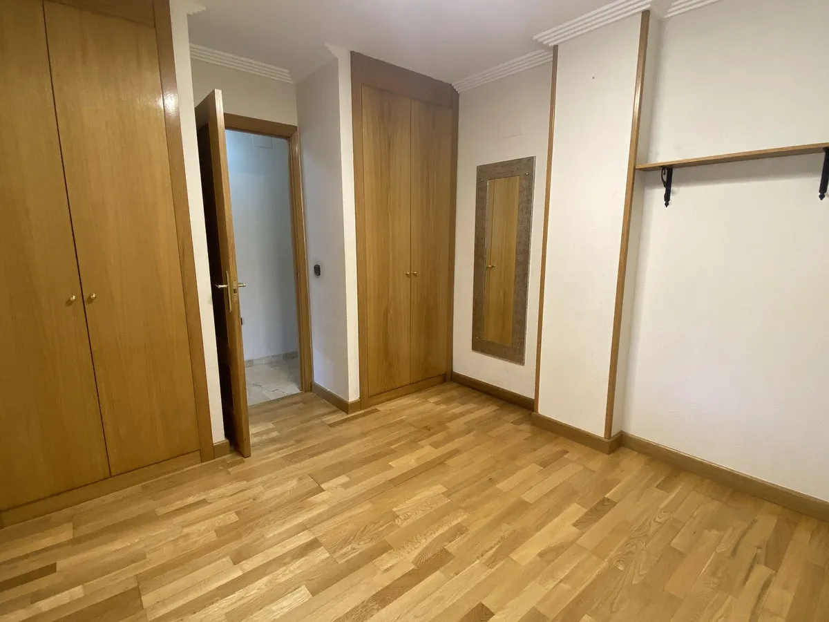 ae8b1942-f364-4398-8148-2bd40da09007