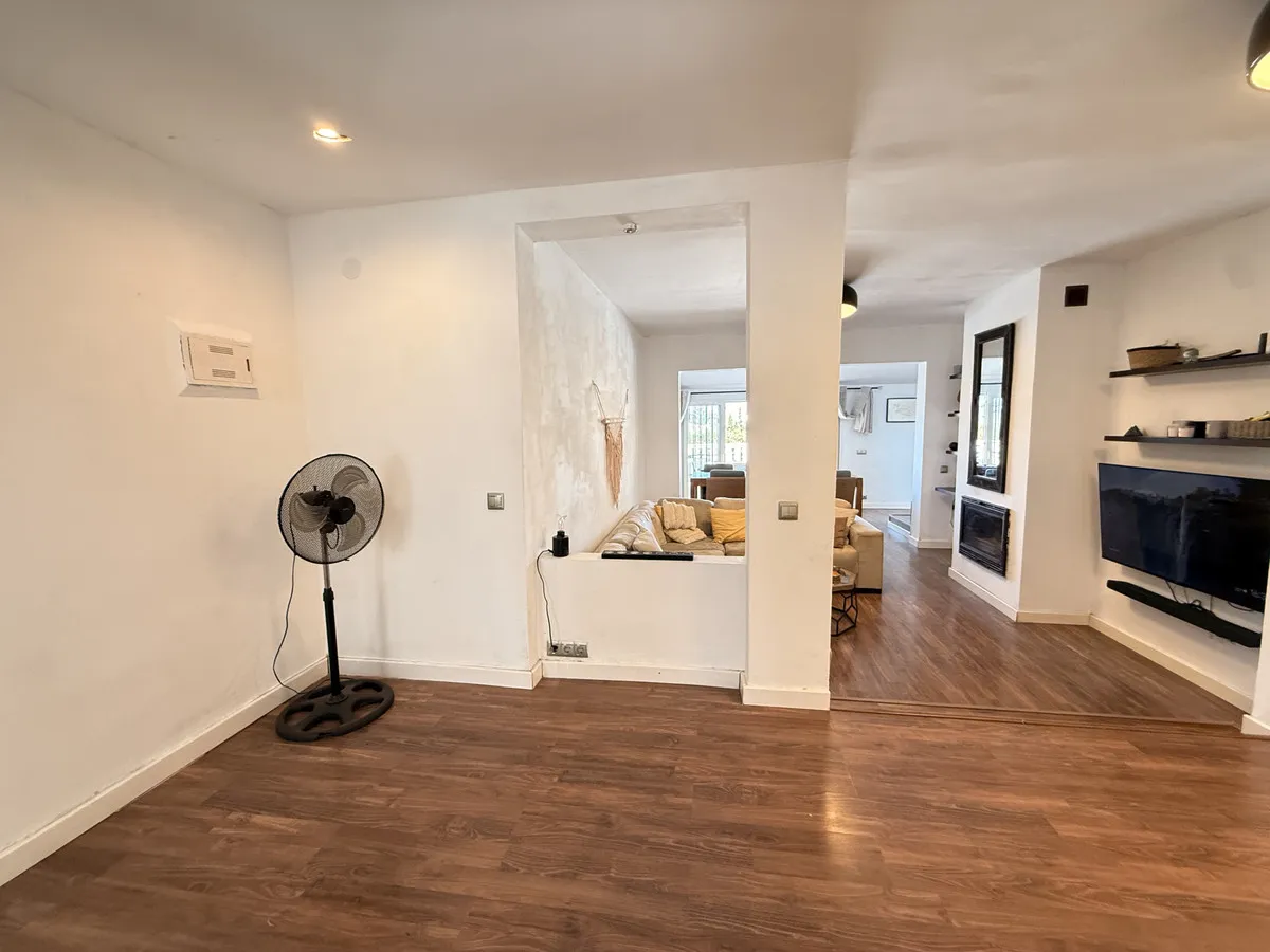 3c9a9b3c-f482-40ff-8055-08903a7b6d9f