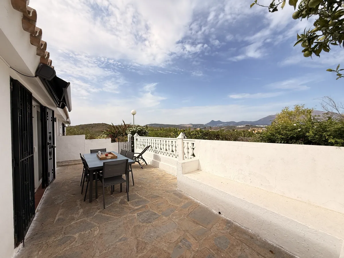 ec085499-cd00-45f0-8dad-8f12b7f98c35