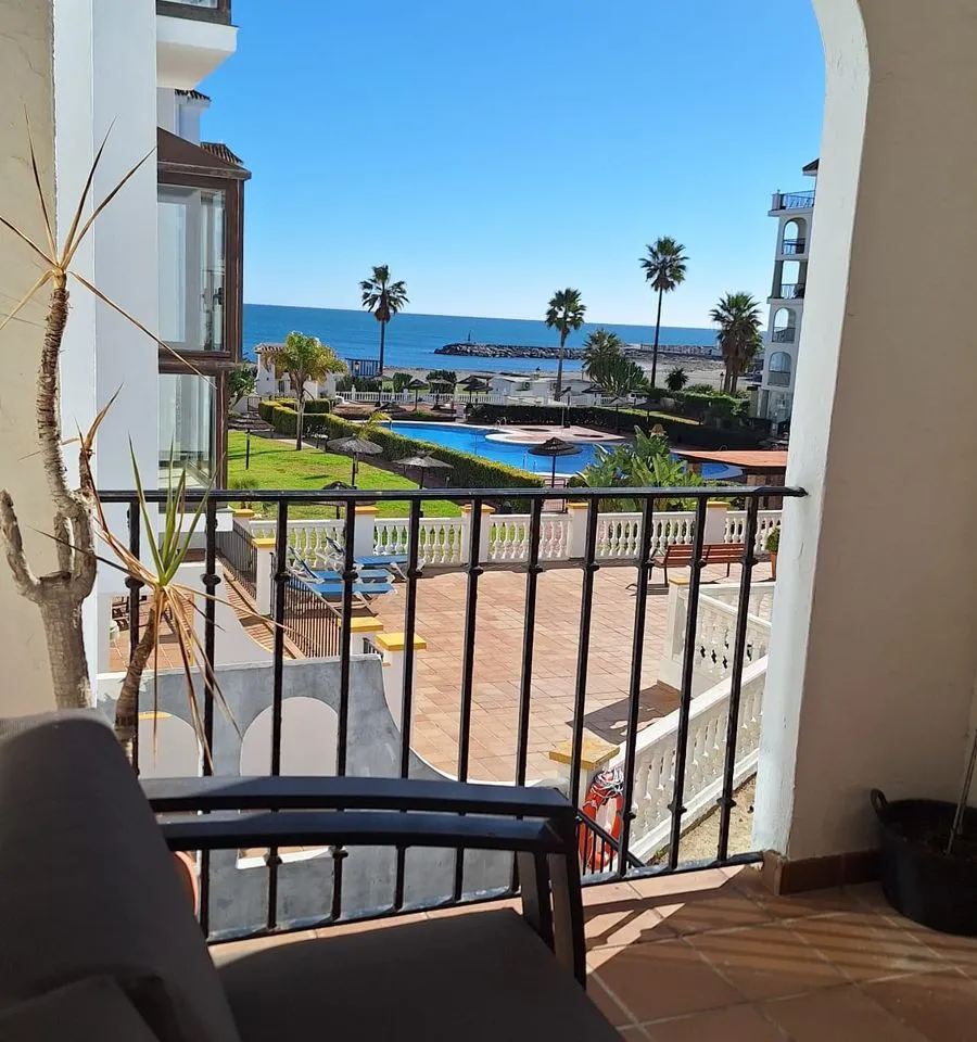 76a47e15-66eb-48bf-bb92-d7fe94ce9271