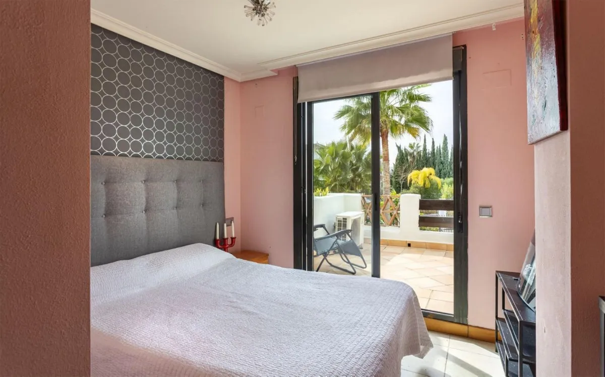 f6390753-256d-403d-835e-6d0f4b144666