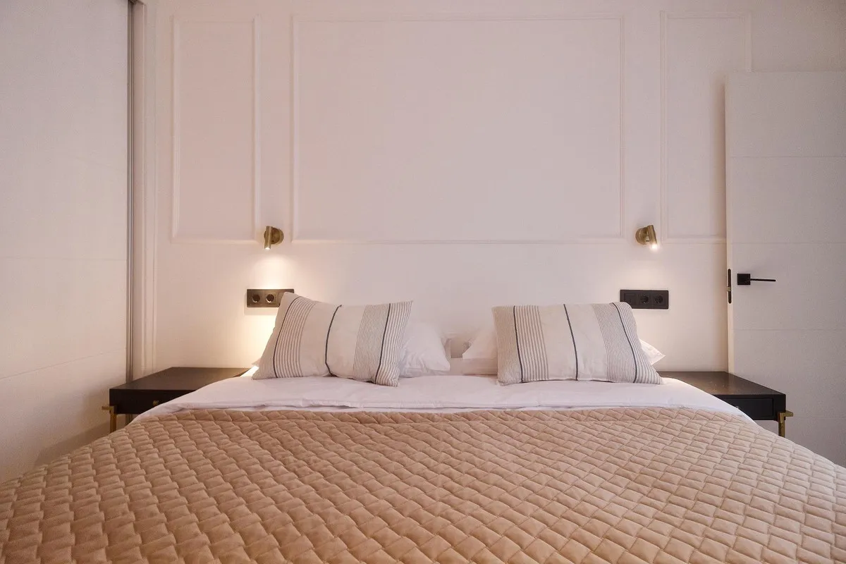 7e5b9f10-2ed7-40c3-bb25-f94cc8903f51