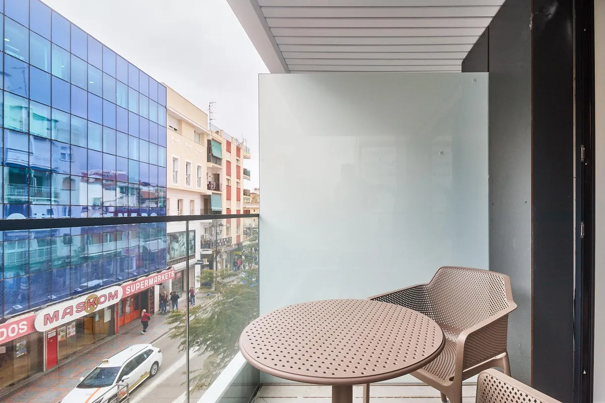 8834f0dc-094f-46dc-8007-da8f5a0d6098