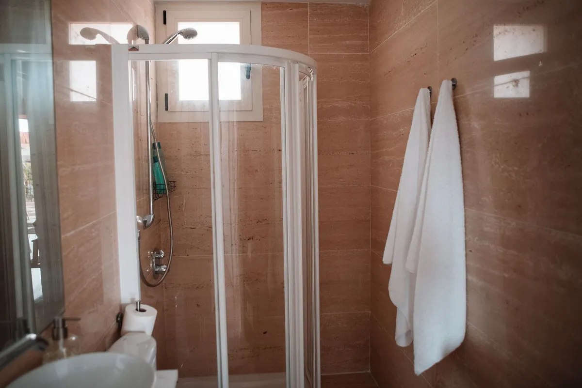 b42676b2-52e5-4ed1-adc1-a28a1cc5844a