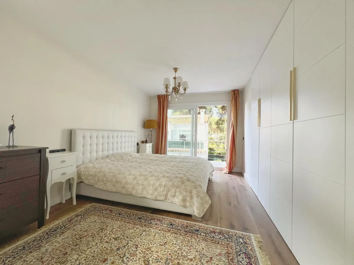 5f81956f-e9ae-4fce-ab24-f9e433ce9eeb