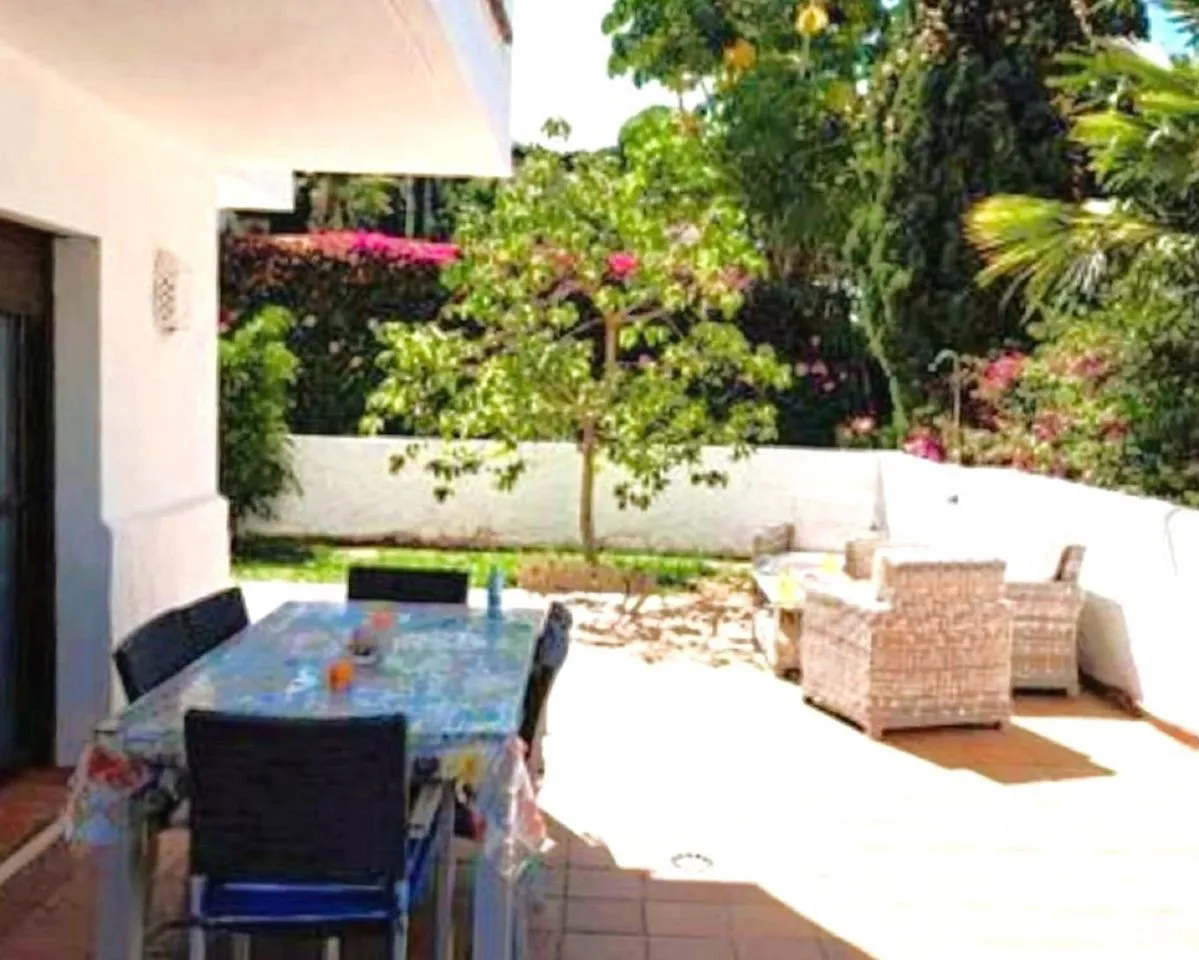 887ed117-e352-43f7-8bc2-c3da781f73d4