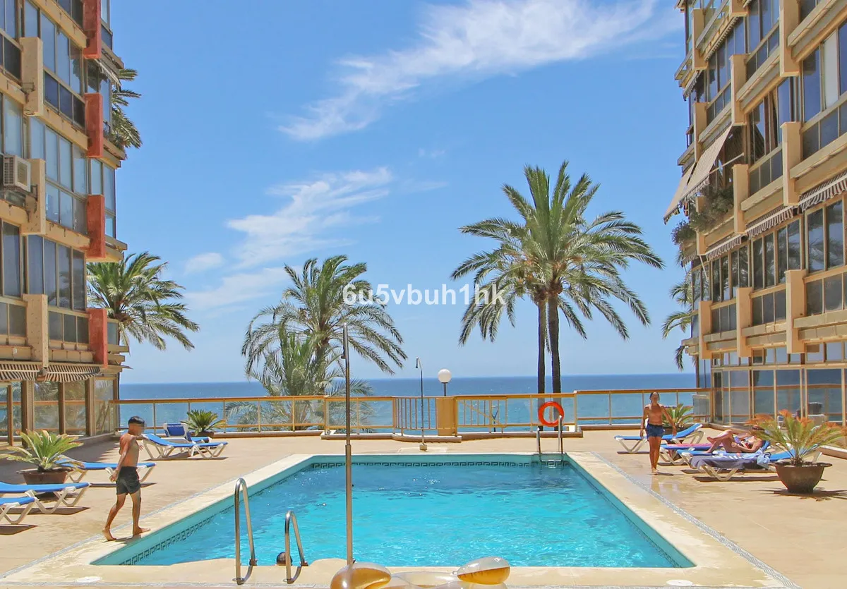 Luxurious Beachfront Apartment in Marbella Center
