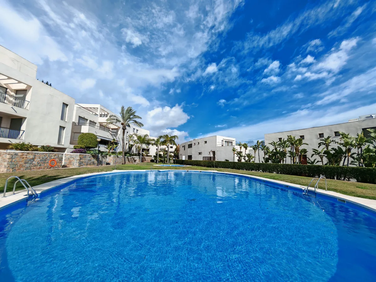 49970ca2-72ae-441e-8873-4b48af126fde