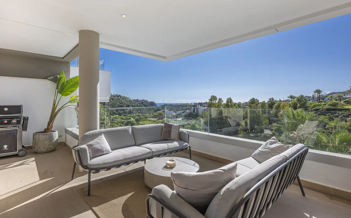 2c0dec6b-b9c9-45e7-86b7-c80d92de9a52