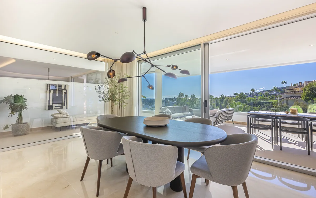 60f37383-b708-4174-b7df-7b47758475db