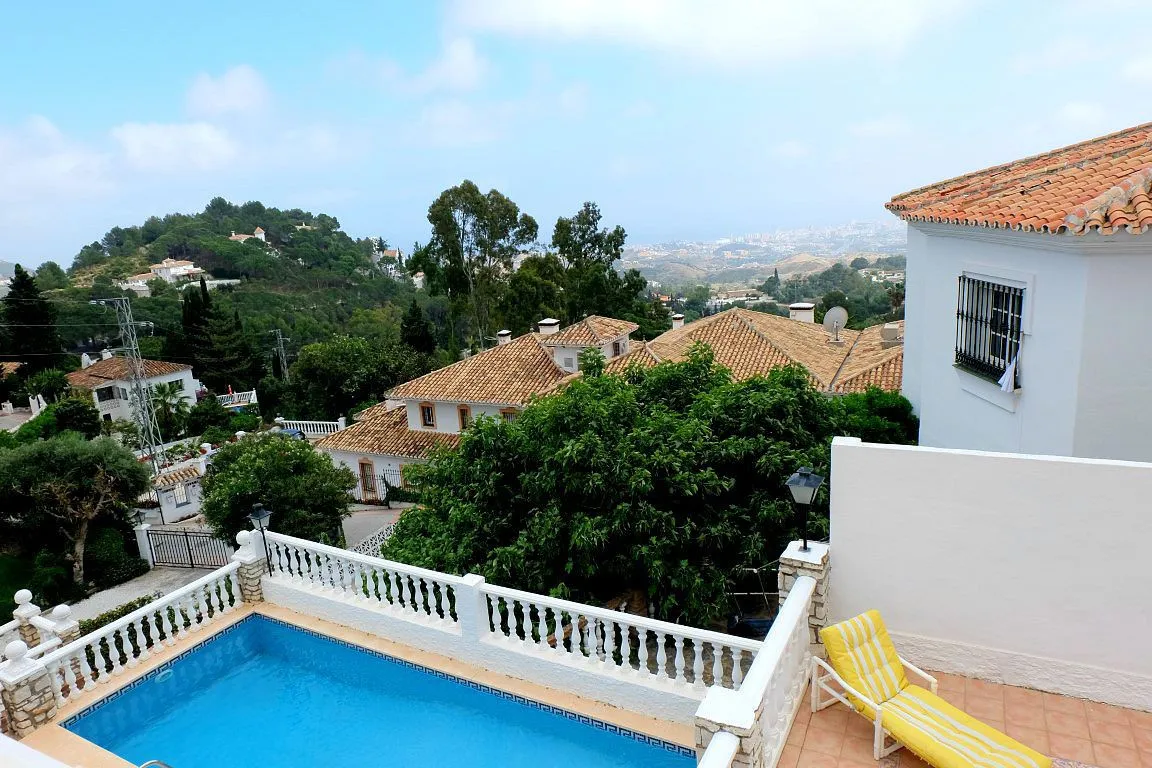 3fabc013-dd43-4215-b6af-d9f903cf9db4