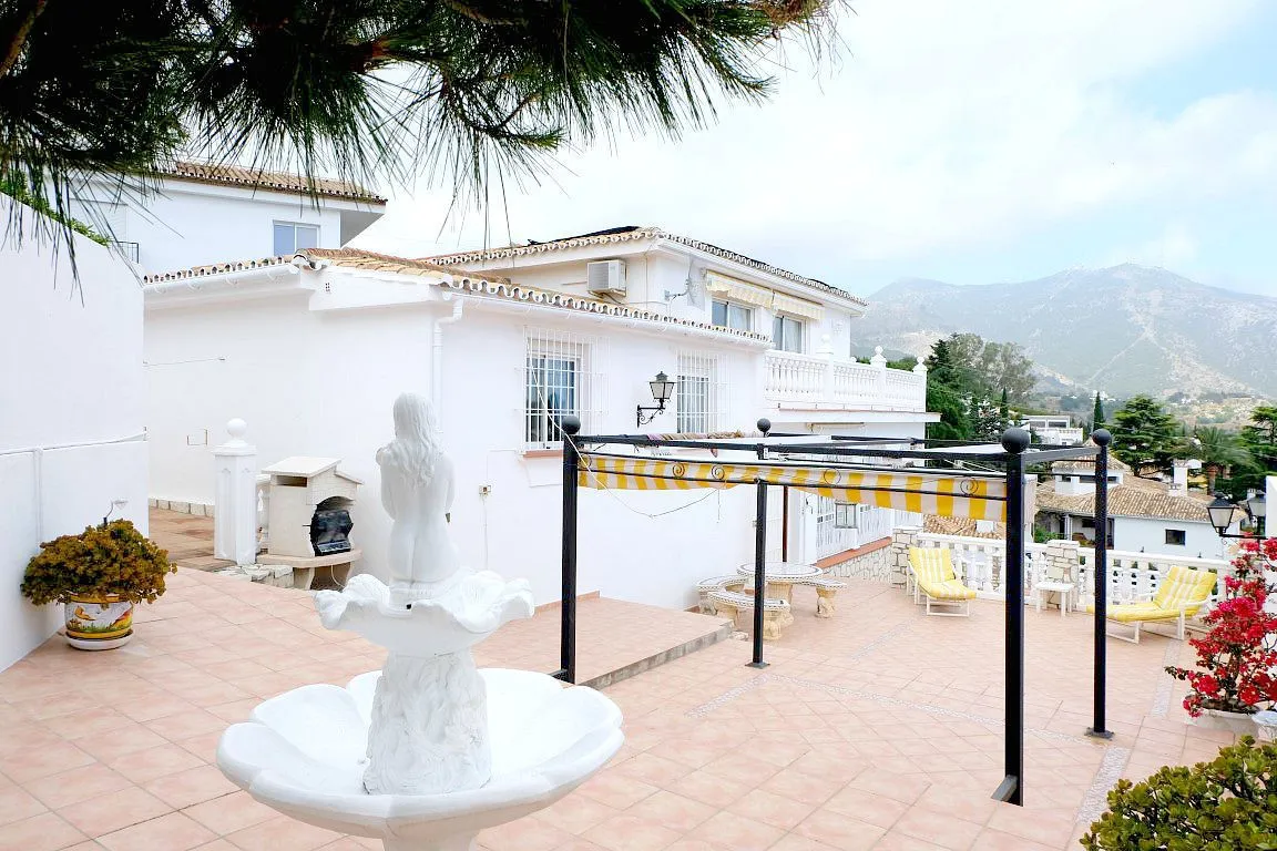 9e2ce7c2-62cb-4b3b-9227-dea826335408