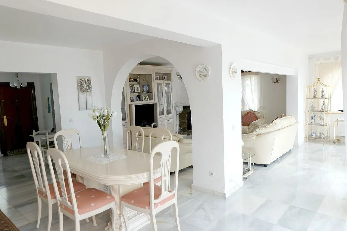 e4417f1f-12c7-4cfb-89c8-97d66eedc429