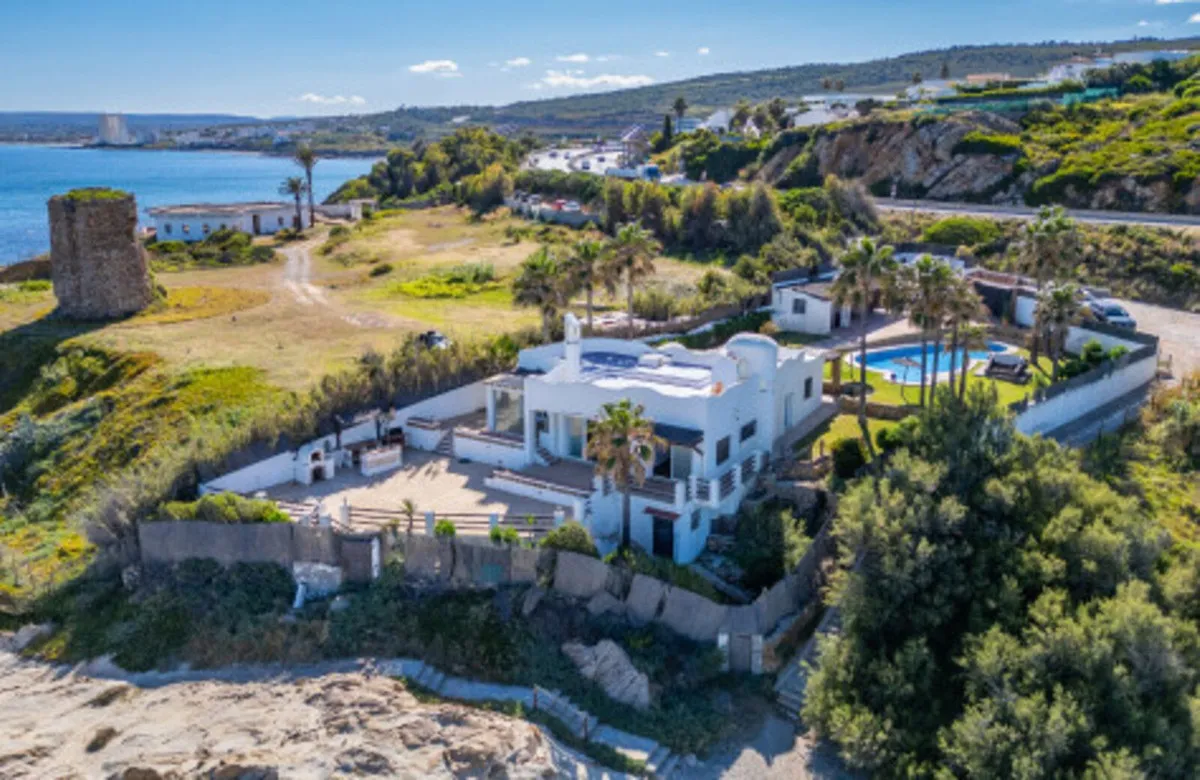 bdb7f992-d799-49a0-a0d5-393bb56686dd