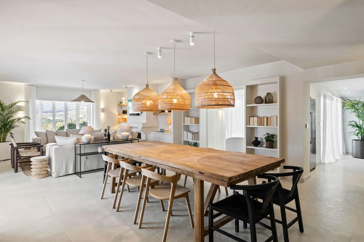 19715370-247b-4401-987c-9f5d9c800d17