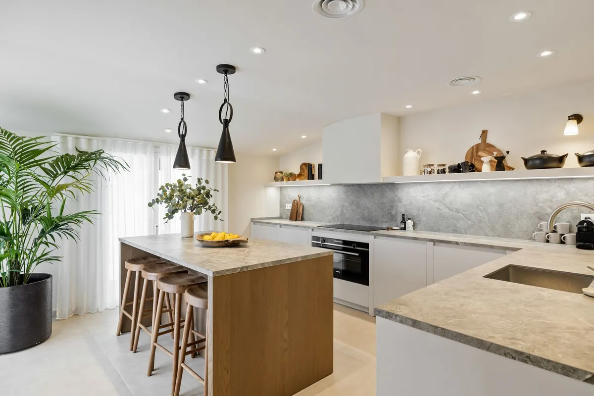 1fb9805d-d8f6-4c08-ad2b-1e772f9ca4af