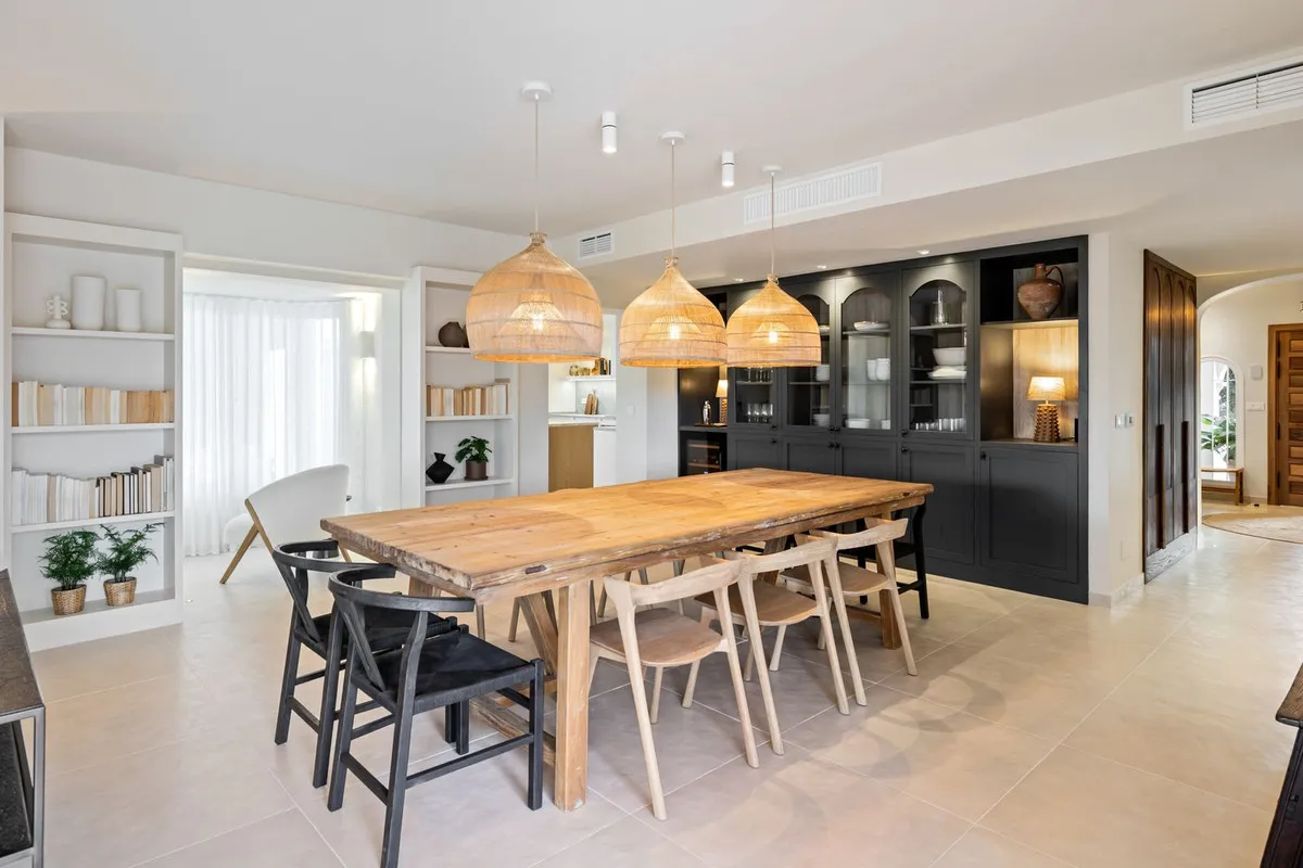 21e0081e-55d1-4500-9f59-2eabea599205