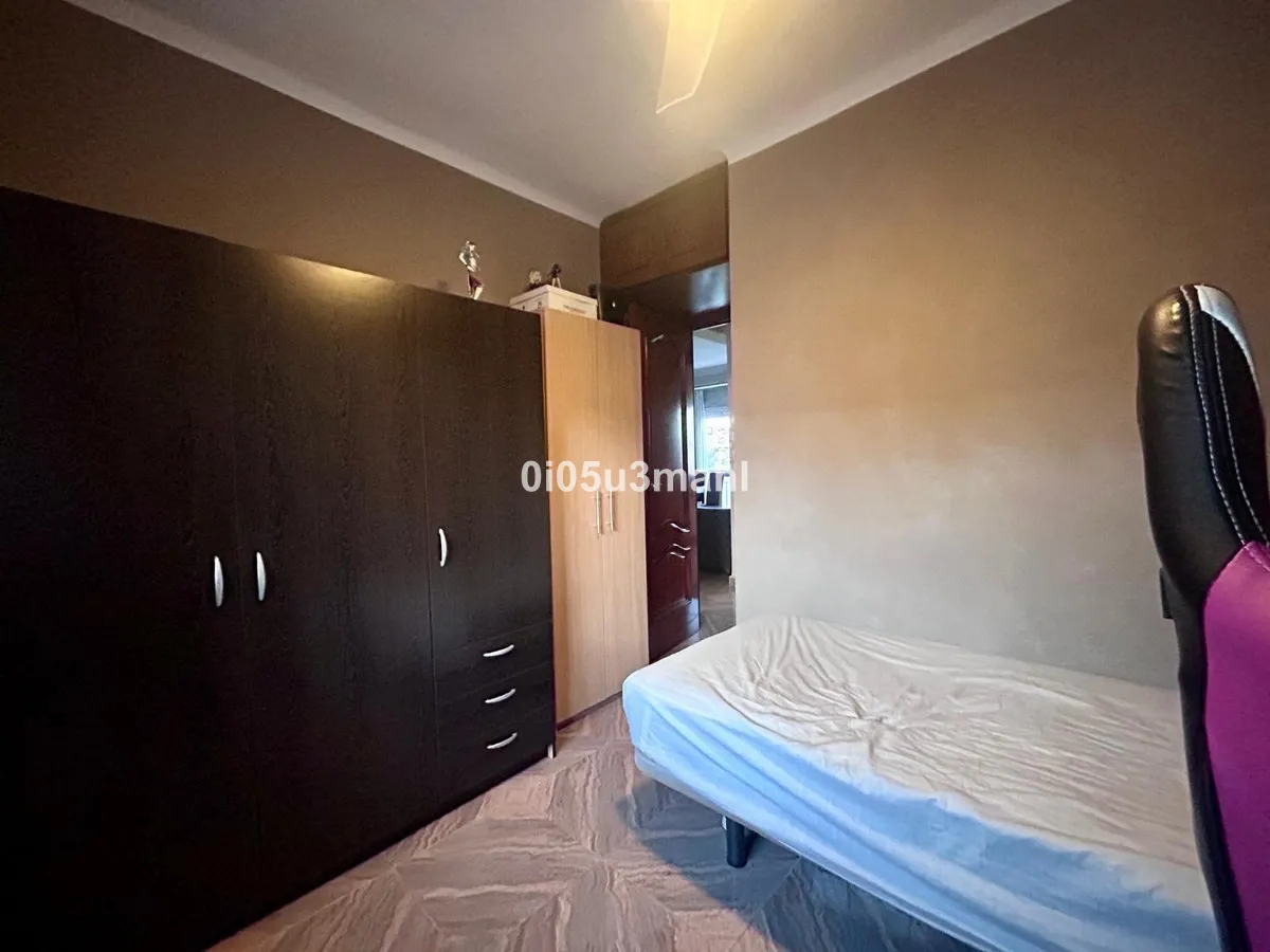 d4270eaa-d220-46ee-aa71-8965f9b81a0f