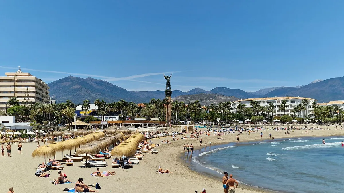 b9548106-9c25-4f5b-b77c-fda35d5b4714