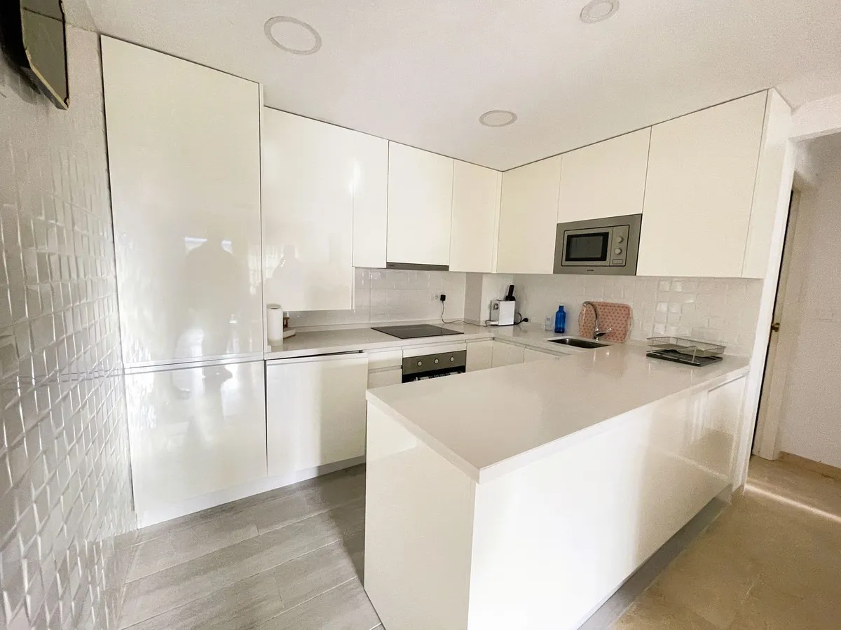 2b7d1fde-342a-4dc5-9718-8d73c3d8af86