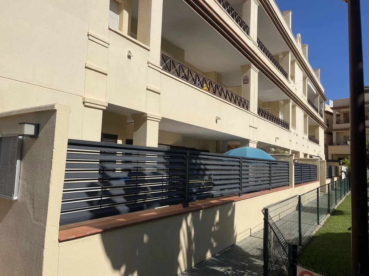 9f161330-3f3b-4de1-8f52-9159f228d9c8