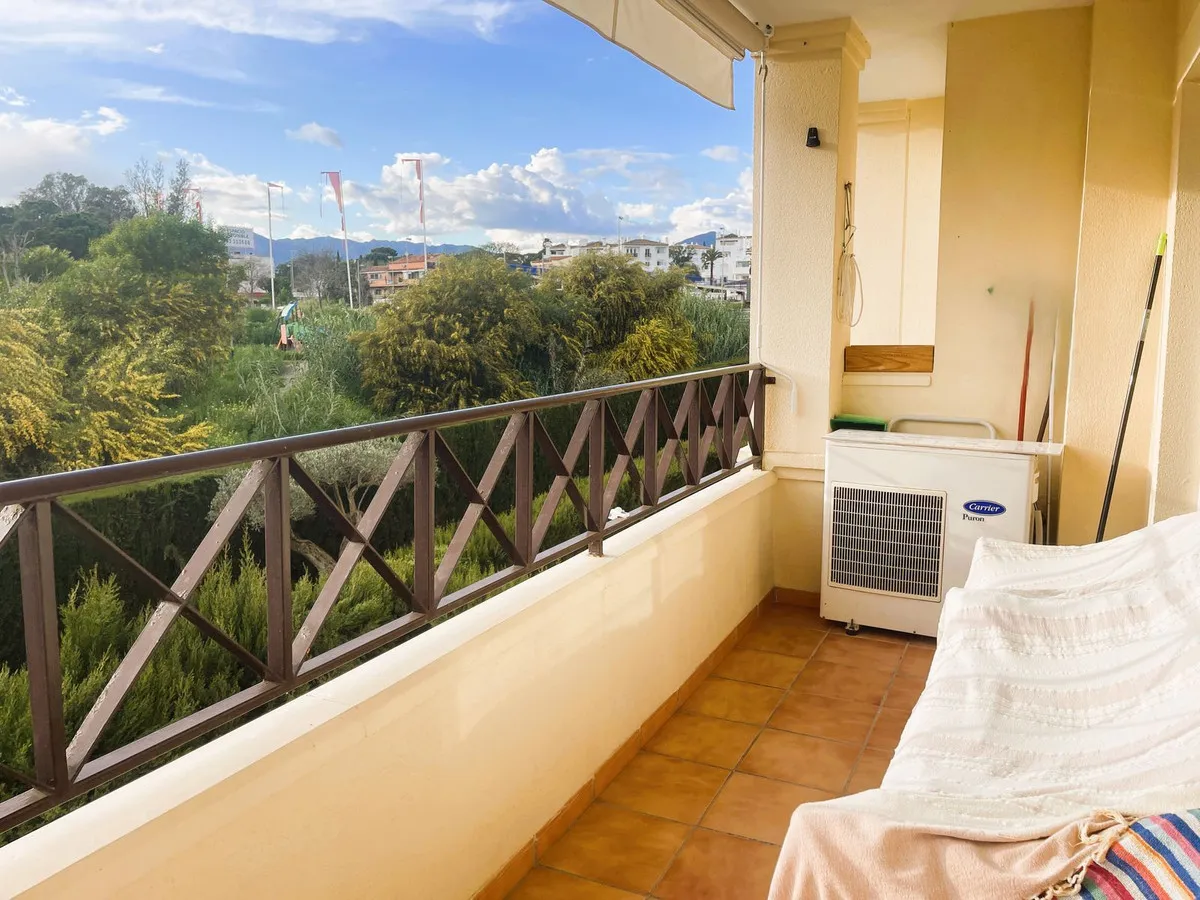 f15bd078-c0d7-4c58-8150-a291be932c2e