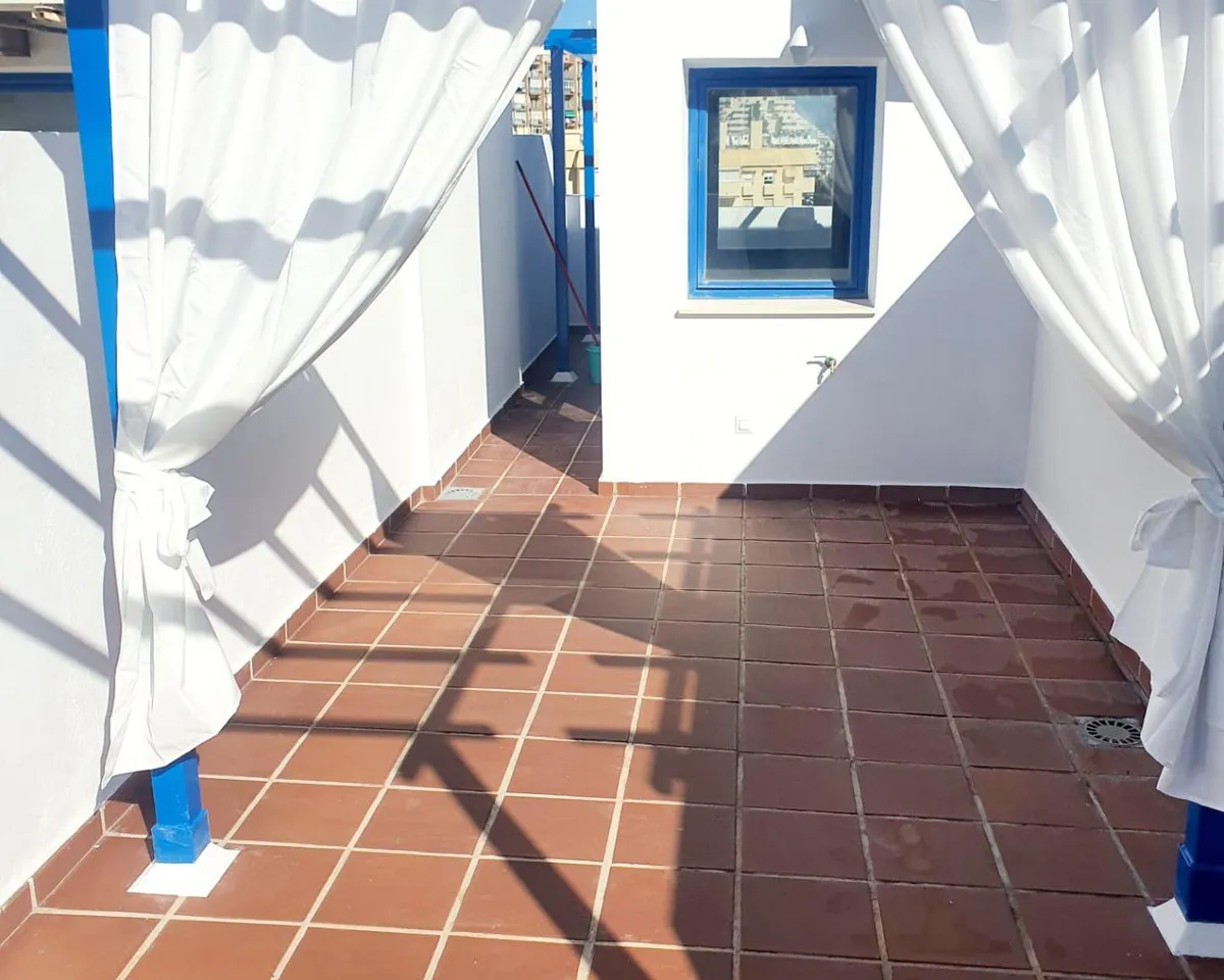 2bcc0b9e-7d16-46a2-86a7-5fdc0a859ee9