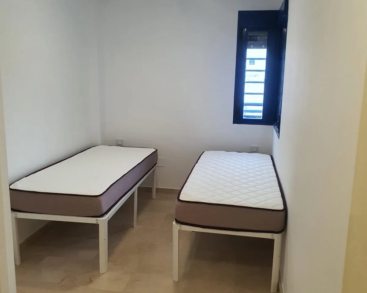 7d953243-d0cd-4782-967a-de63fad41d02