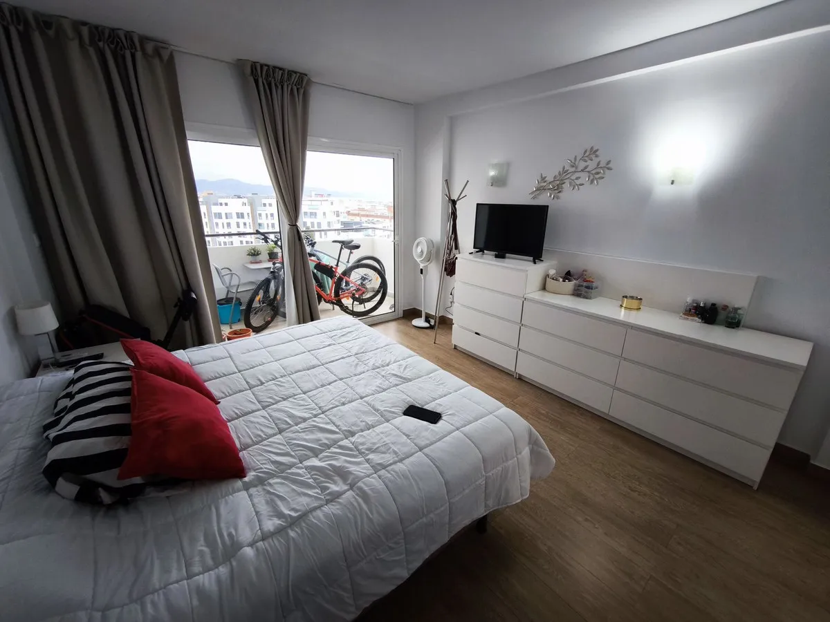 b504bed0-8725-4c90-9ddb-0df2a7a74fb9