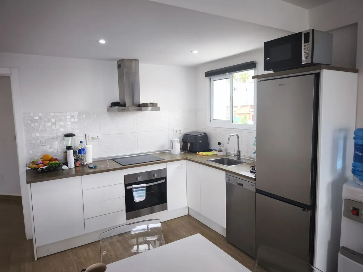 dc731087-e231-4a26-b840-8985eed382a3