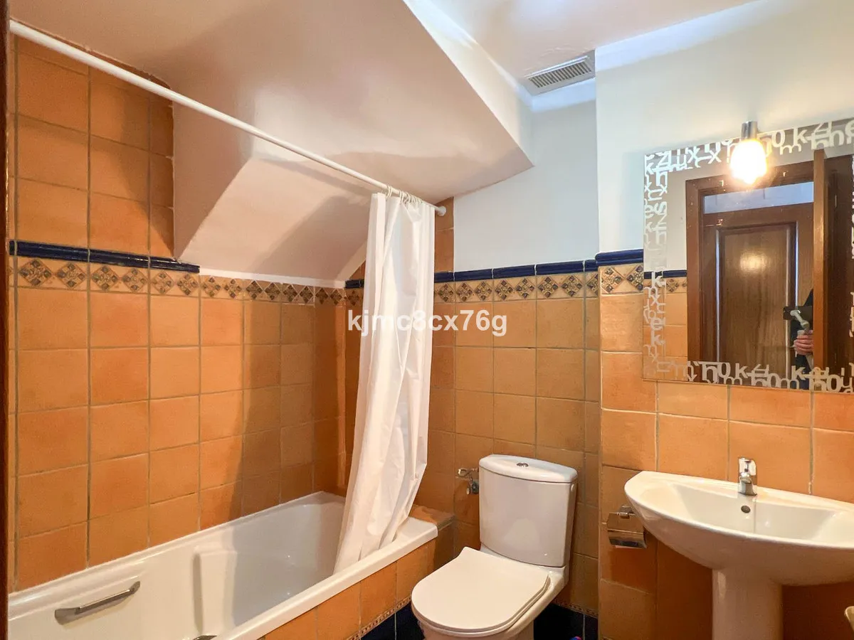 0953c498-4ff3-4f03-b316-4aa02065239c