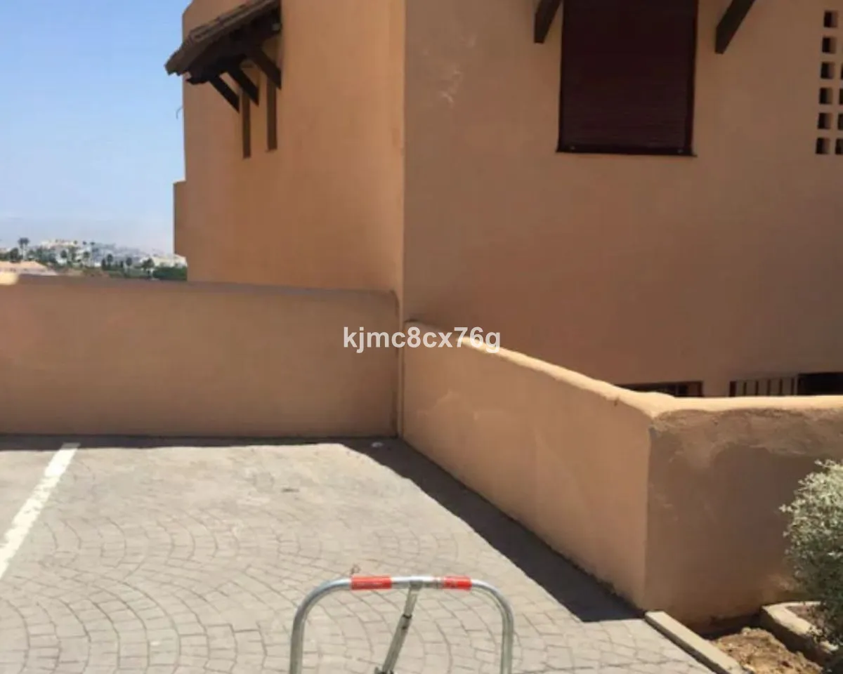 b249fa28-8747-46a6-9db3-e58bd6aab95d