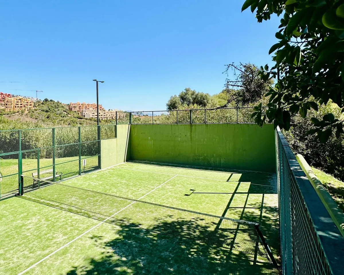 8b135e74-cecd-44ea-8d3c-52043449507c