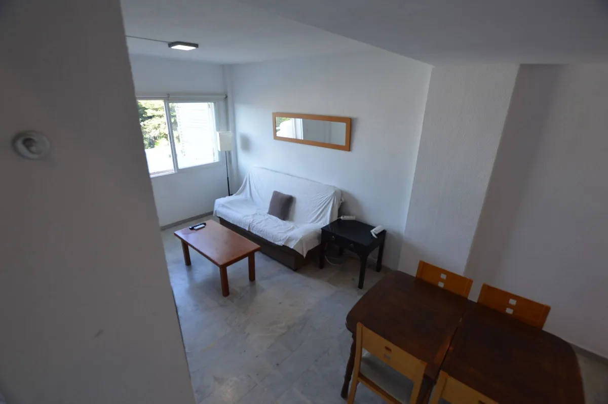 34528613-7a95-4324-85d7-1ed3068c1a9b