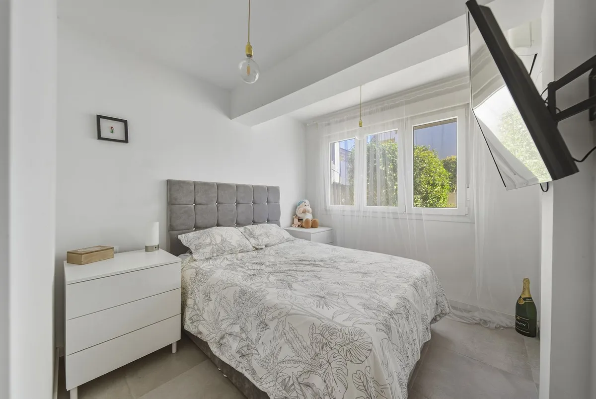 d36b04d3-4da8-4cf8-bc6e-0a6ff2f3e721