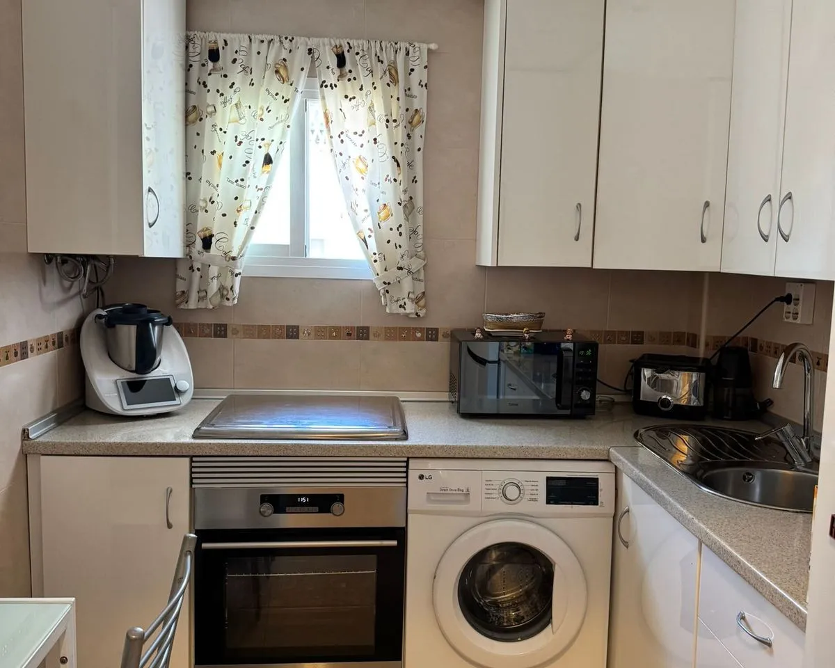 00dd786c-8aa4-481f-9729-d8c2b6955c1b