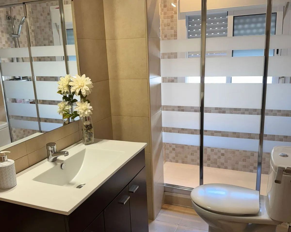 21a85acc-8af8-4ccd-ac89-c919935b806e