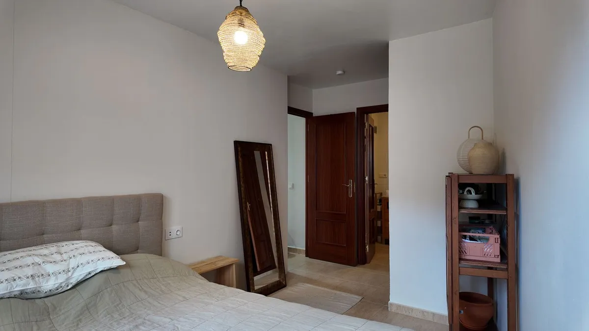 0932cac8-9618-4763-80b8-f7246d3fd3be