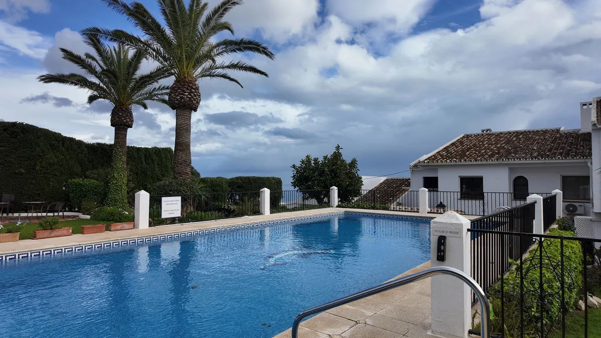 3930f20f-4934-4f27-a1ef-0404ef9bda5c