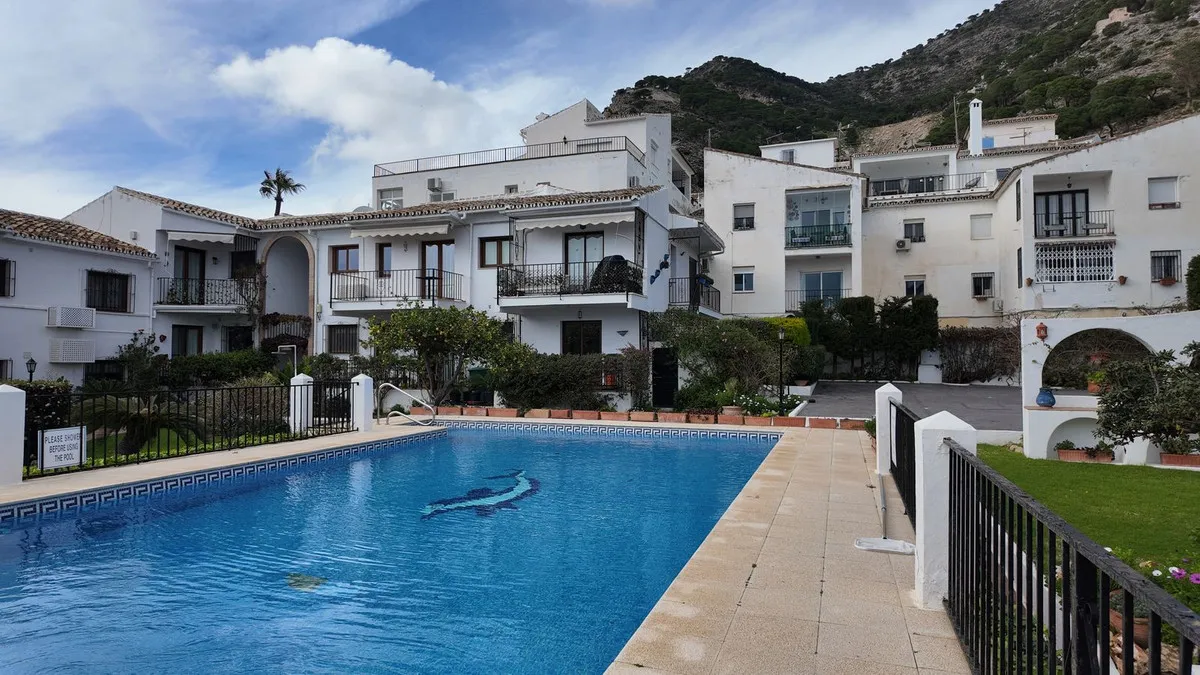 e6167d36-a5d0-4b7f-bf5a-ba4a4321e7ed