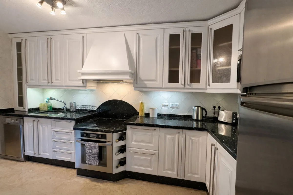 a3992609-c596-4bba-aaa4-42d18cd9fd3c