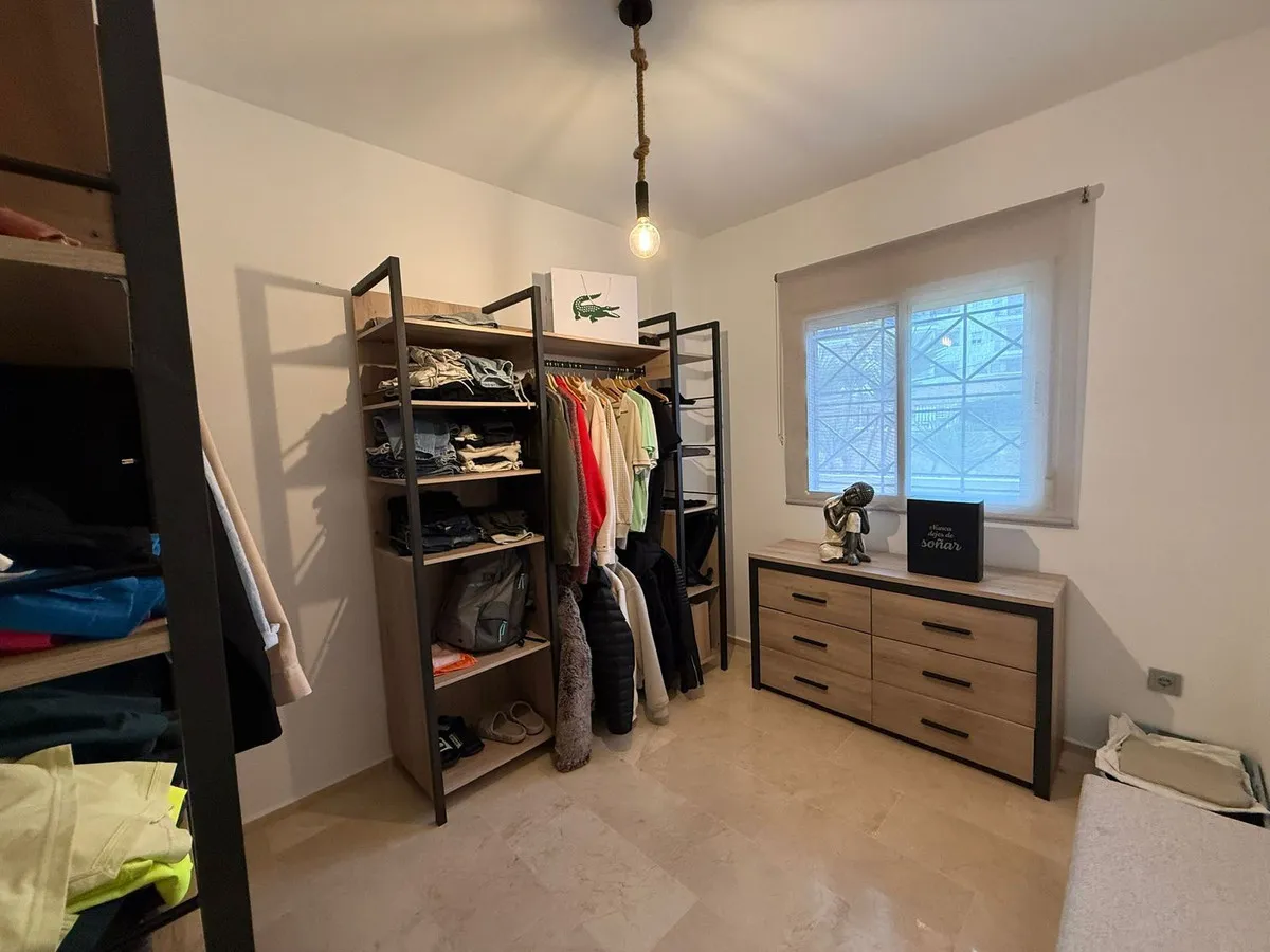 7b846247-e44a-4121-8069-fb1e2fe6bf1f