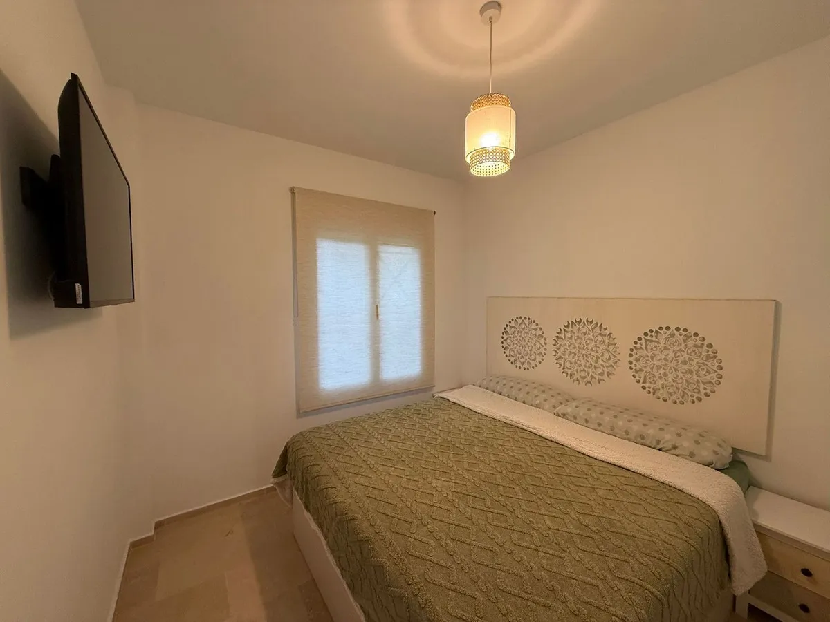 e12a718a-4deb-4d16-9f8e-df45852aa3dc